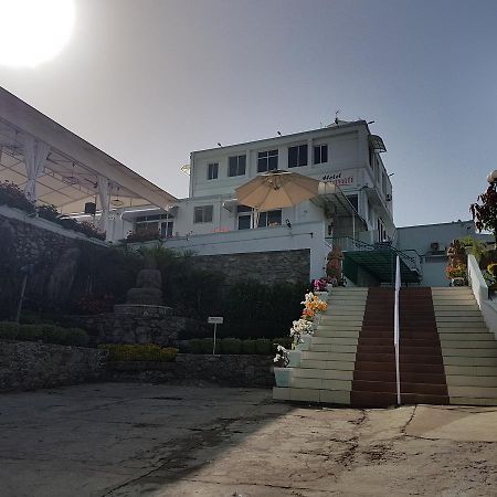 Hotel Karnavati Маунт Абу Екстериор снимка