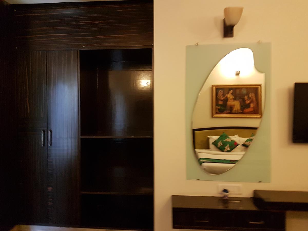 Hotel Karnavati Маунт Абу Екстериор снимка